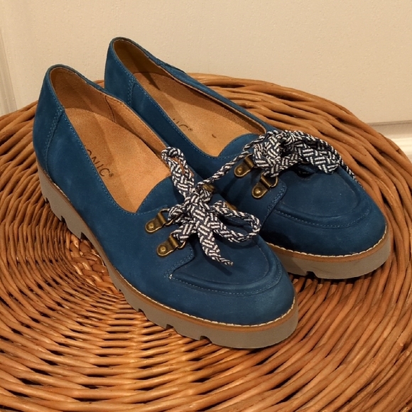 Vionic Shoes - Vionic Blue Teagan Loafers Womens 6.5